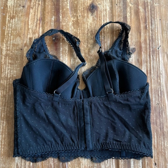 Victoria's Secret Lace Hook-and-eye Long Line Bra - Picture 7 of 8